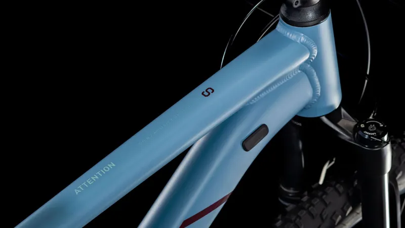 2025 Cube Attention SLX - Hardtail Mountain Bike - Pigeon Blue / Ruby Red-2