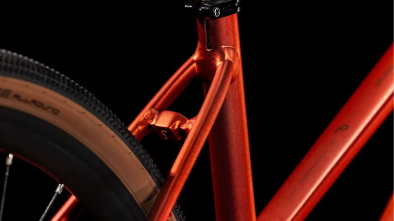 2025 Cube Nulane Pro - Trapeze frame Hybrid Bike - Fire Orange / Black-3