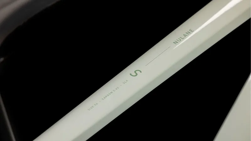 2025 Cube Nulane C:62 SLX - Classic frame Cabon Hybrid Bike - Dessert Stone / Green-3