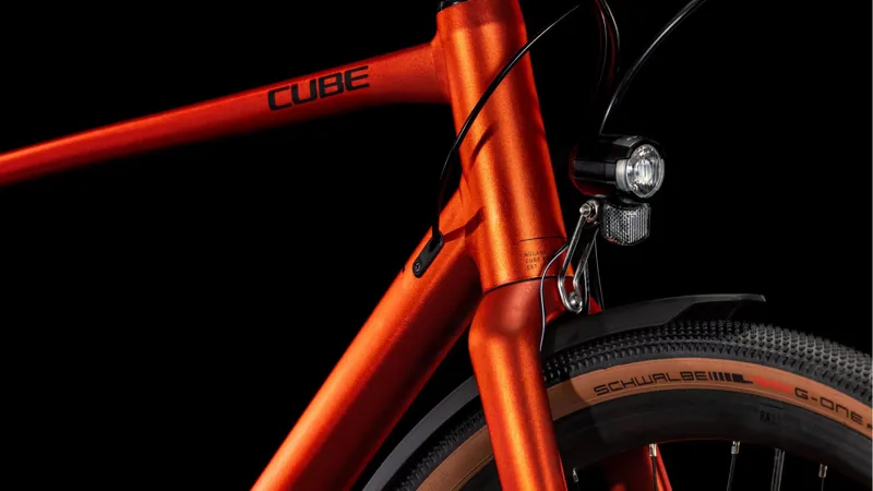 2025 Cube Nulane Pro FE - Fully Equipped Classic frame Hybrid Bike - Fire Orange / Black-4