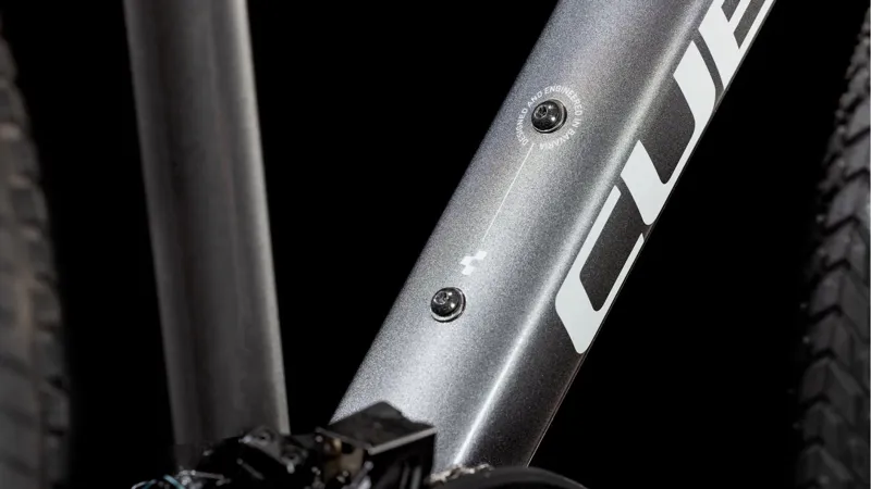 2025 Cube Nature SLX - Trapeze frame Hybrid Bike - Graphite / Fossil-4