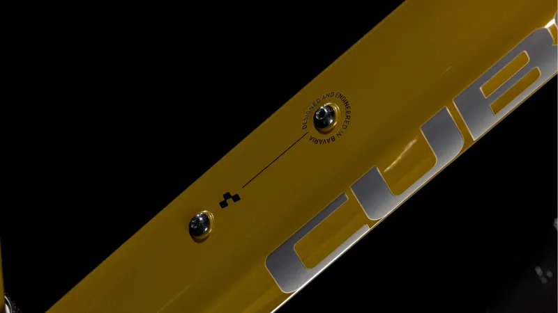 2025 Cube Nature Pro Allroad - Fully Equipped Trapeze frame Hybrid Bike - Willow Green / Black-4