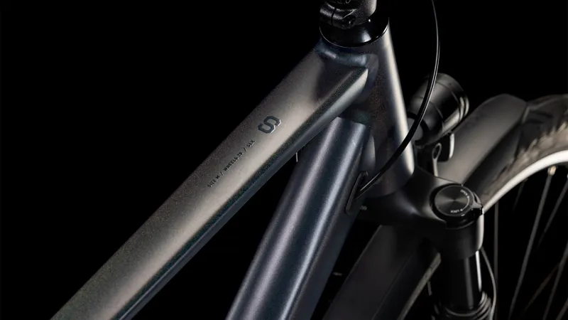 2025 Cube Kathmandu SLX - Classic frame Hybrid Bike - Night Sky / Ink-2