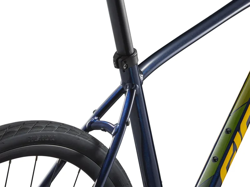 2025 Giant Escape Disc 3 Hybrid Bike - Ultra Navy-6