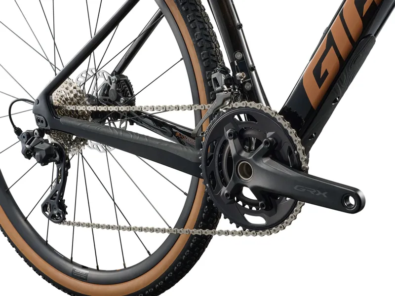 2026 Giant Revolt Advanced 2 - Carbon Gravel Bike - Lavender Blush and Carbon-1