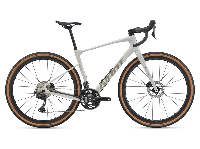 2026 Giant Revolt Advanced 0 - Carbon Gravel Bike - Snow Drift