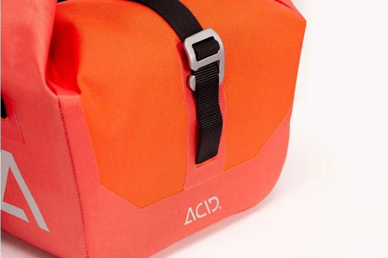 Acid FILink Front Travlr Panniers - 6 Liters - Flame Red / Black-2