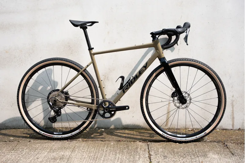 2025 Ridley Kanzo Adventure Aluminium GRX600 - Gravel Bike - Bronze Green-1