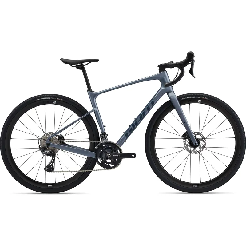 2022 Giant Revolt Advanced 0 - Gravel Bike - Knight Shield