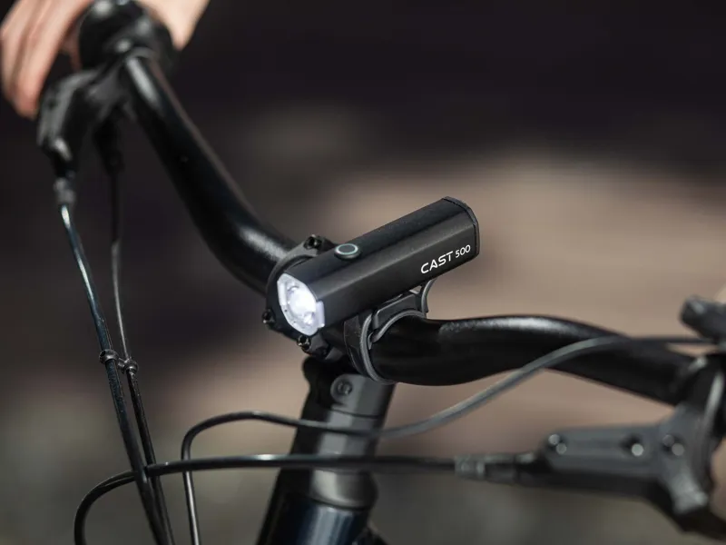 Momentum Cast HL500 - Front Light-1