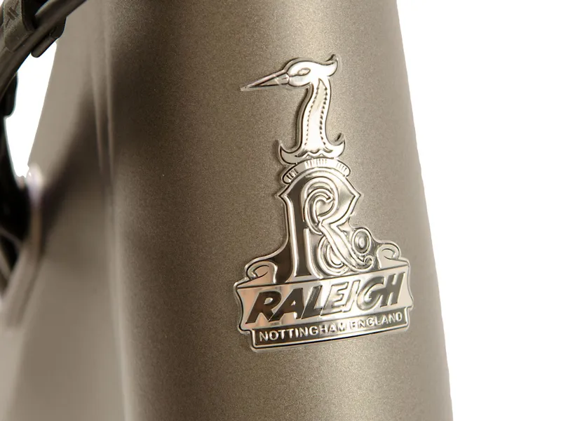 2023 Raleigh Centros - Hub Geared Electric Bike - Silver and Mint-2