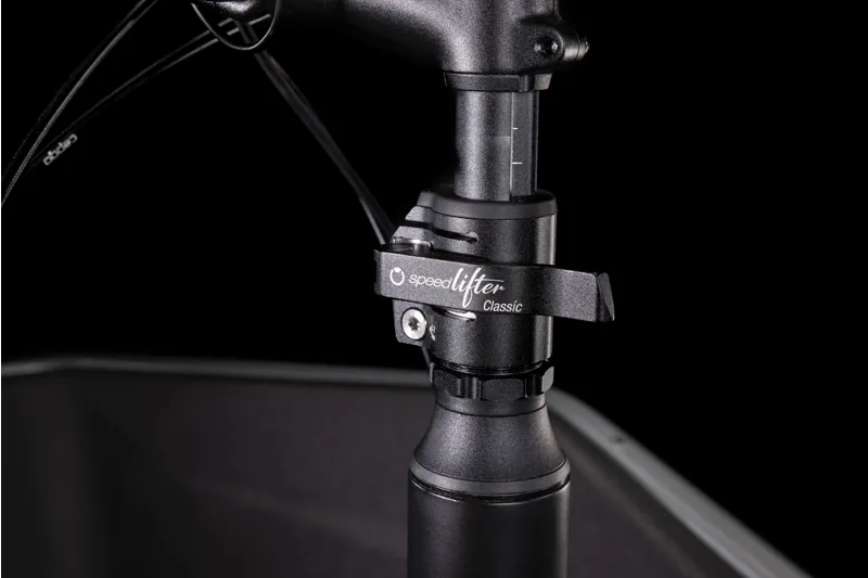 2025 Cube Cargo Dual Hybrid 500 - Electric Cargo Bike - Flash Grey / Black-1