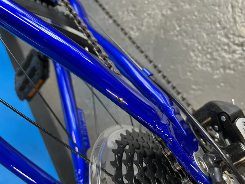 Frog 61 - 24 inch Lightweight Kids Bike - Electric Blue - Shop Soiled-2