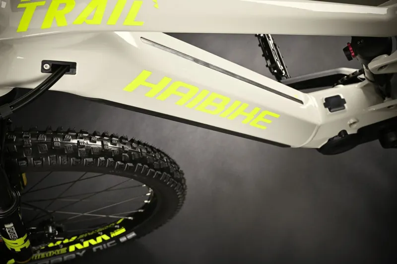 2024 Haibike Alltrail 3 - Electric Full Suspension Mountain Bike - Grey / Neon Yellow-5