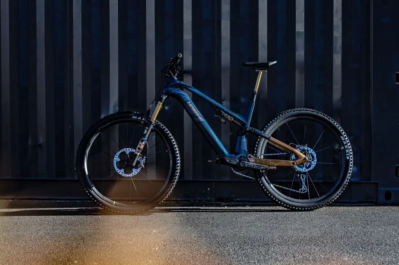 2024 Haibike Lyke SE - Electric Full Suspension MTB - Navy / Bronze-2