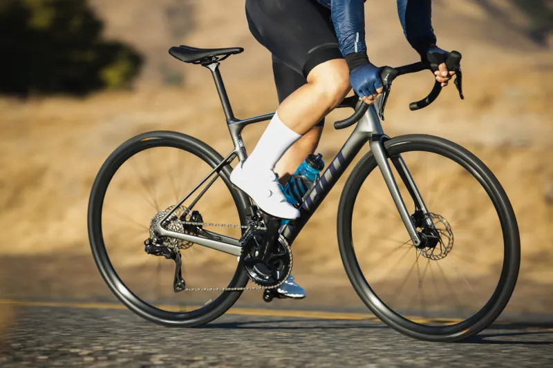 2024 Giant Defy Advanced 1 - Endurance Road Bike - Charcoal / Milky Way-11