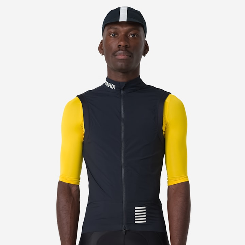 Rapha Pro Team Lightweight Gilet - Black / White-2