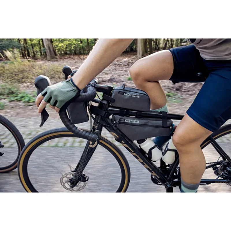 Pro Discover 2.7L Compact Frame Bag In Grey-1