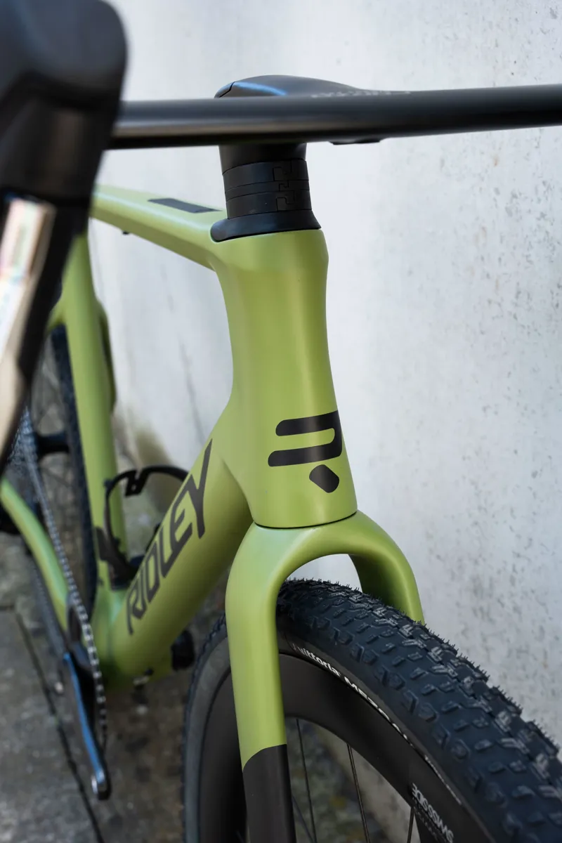 2025 Ridley Astr RS RED XPLR 1x13 Gravel Bike - Carbon / Crocodile Green-6
