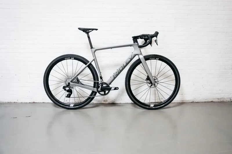2025 Ridley ASTR - Classified Rival AXS 1x12 - Gravel Bike - Empress Grey Metallic-1