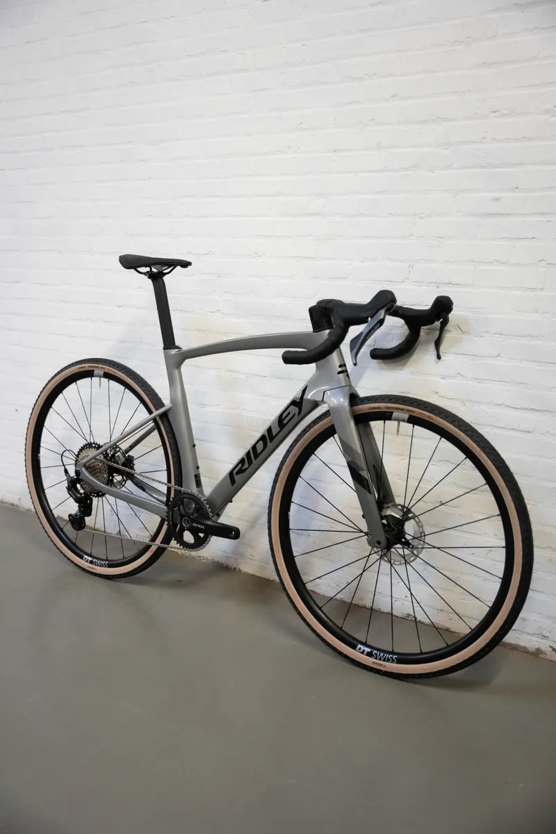 2025 Ridley Kanzo Fast SRAM Force XPLR - Gravel Bike - Empress Grey Metallic-1