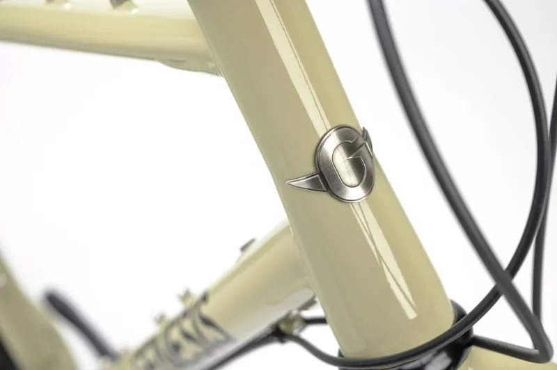 Genesis Vagabond 10 - Steel frame Gravel Bike - Rolling Bones-13