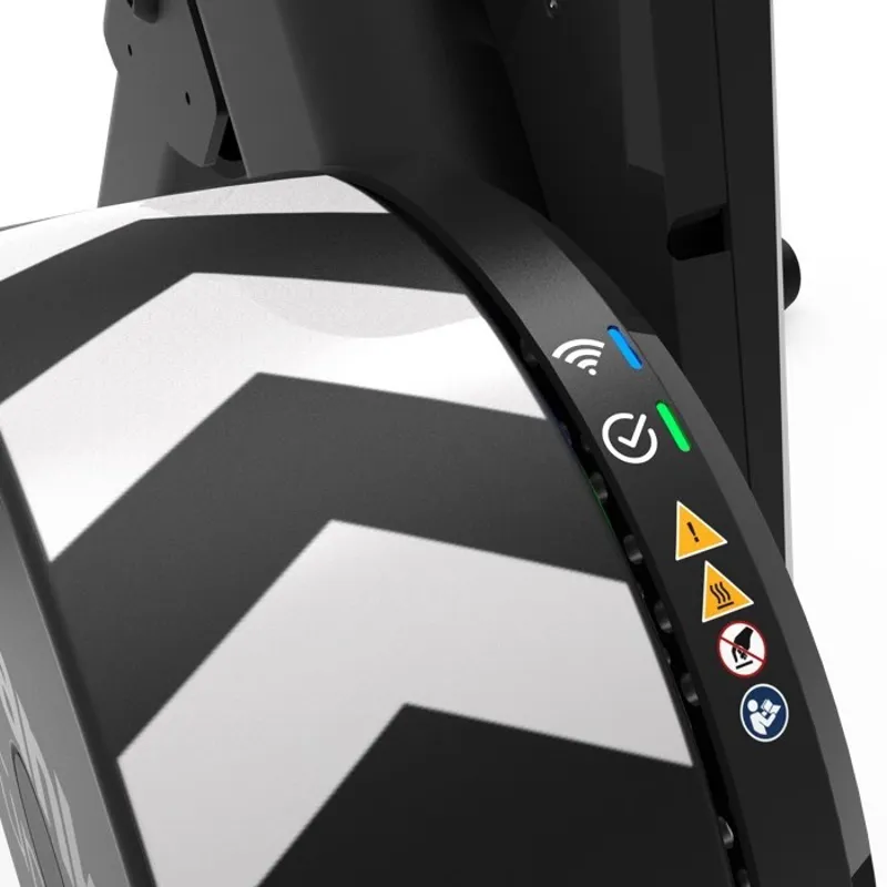 Wahoo KICKR CORE 2 Smart Trainer - Indoor Cycling Performance-3