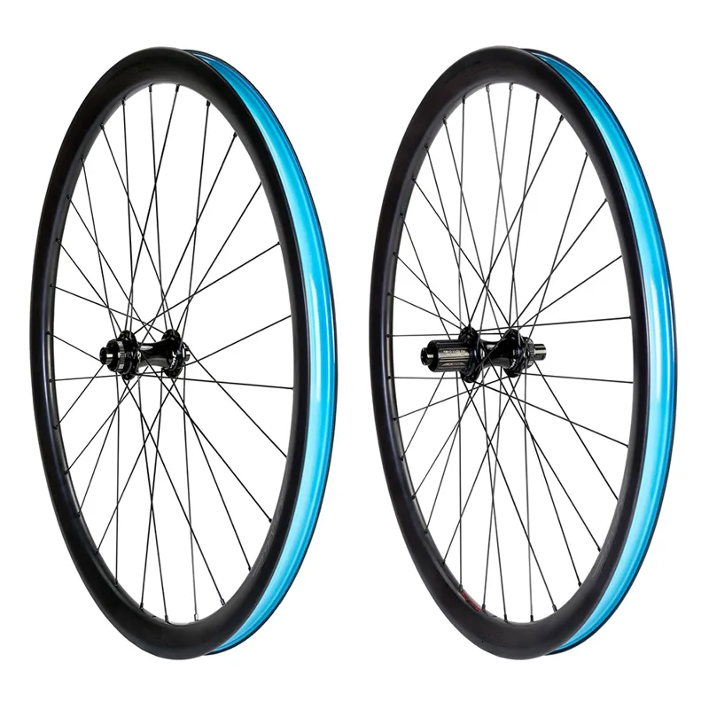 Halo Carbaura XCD 35mm Carbon Gravel Wheel Set in Black