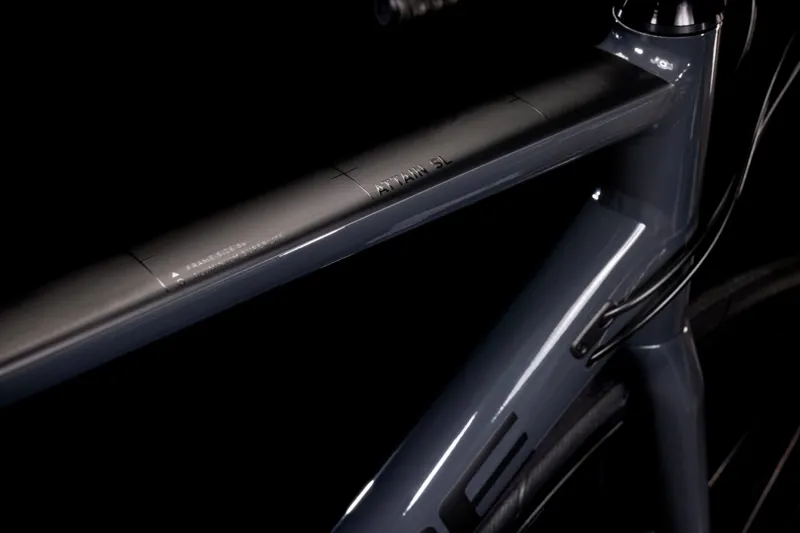 2022 Cube Attain SL - Road Bike - Grey / Black-1