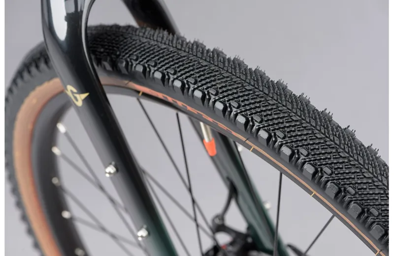 2021 Genesis Fugio 10 Gravel Bike in Green-6