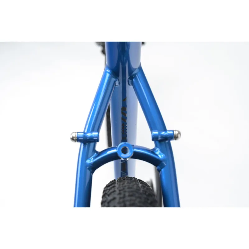 Genesis Croix de Fer 20 - Flat Bar Steel Adventure Bike - Blue Fighters-10