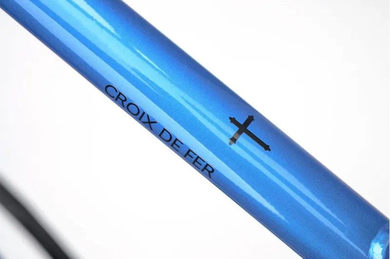 Genesis Croix de Fer 20 - Flat Bar Steel Adventure Bike - Blue Fighters-12