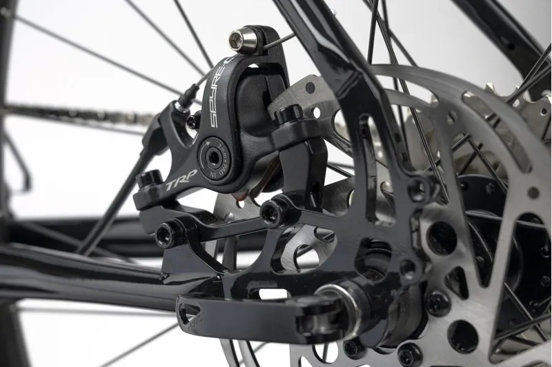 Genesis Croix de Fer 20 - Steel frame Adventure Bike - Burt Bachablack-11