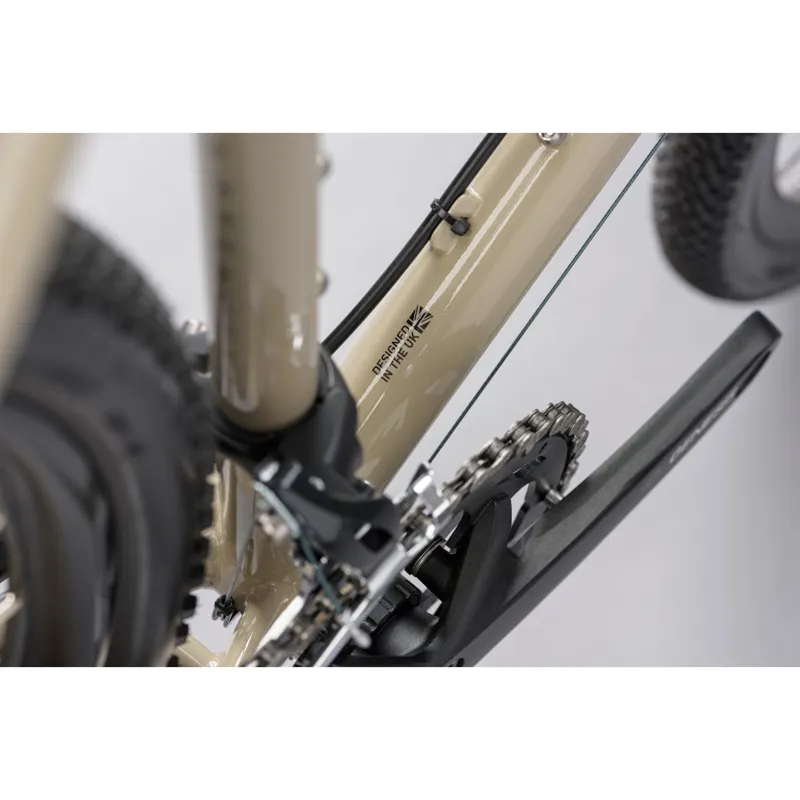 Genesis Croix De Fer 10 - Steel frame Gravel Bike - Sand-9