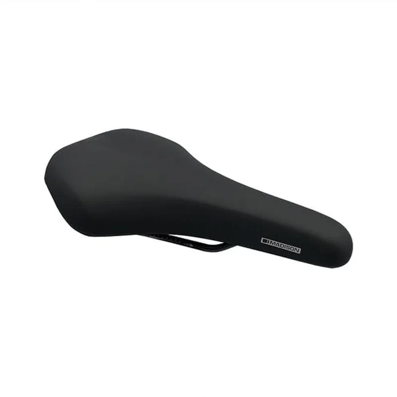 MADISON SADDLE Freewheel U100 Gelcel Black 158 mm x 275 mm