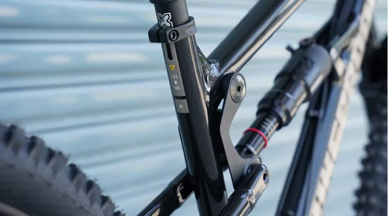 2027 Nukeproof Tracker FS / Black-3
