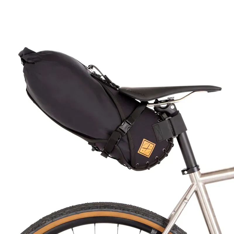 Restrap Saddle Bag - 8L - Black / Black