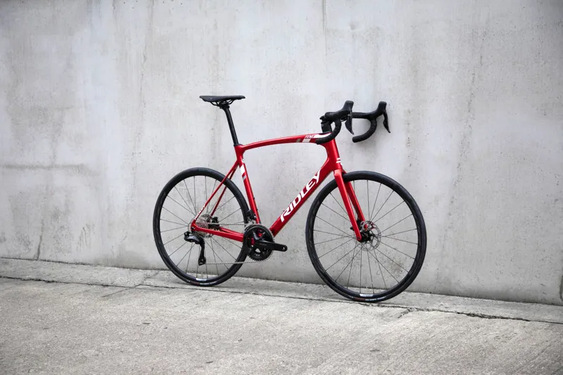 自転車本体 RIDLEY 25 Fenix DISC 105 Di2 XS RED Fenix disc 105 di2 12 speed - Victoria Cross Cycles