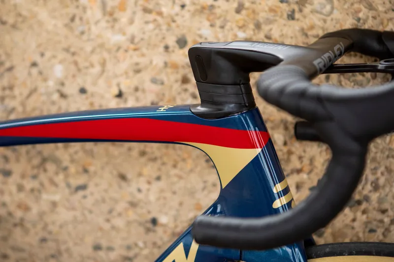 2023 Ridley Noah Disc - Shimano 105 Aero Road Bike - Jeans Blue-2