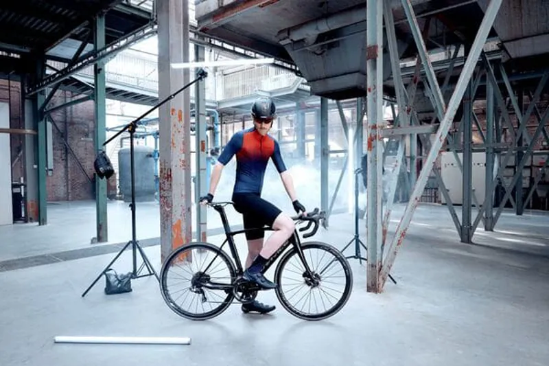 Shimano S-Phyre Flash Jersey in Red-2