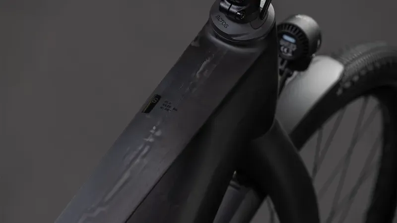 2026 Cube Kathmandu Hybrid c:62 Slx 400x eHybrid Bike in Liquidblack/Bluedust-3