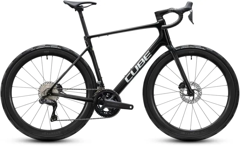 Cube Attain C:62 SLT Road Race Bike in Carbon/White