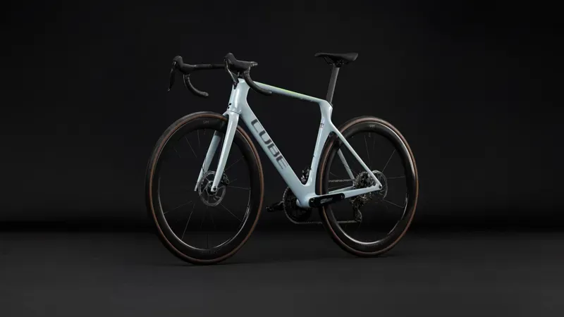Cube Agree C:62 EX Road Bike in Glacier/Black-3