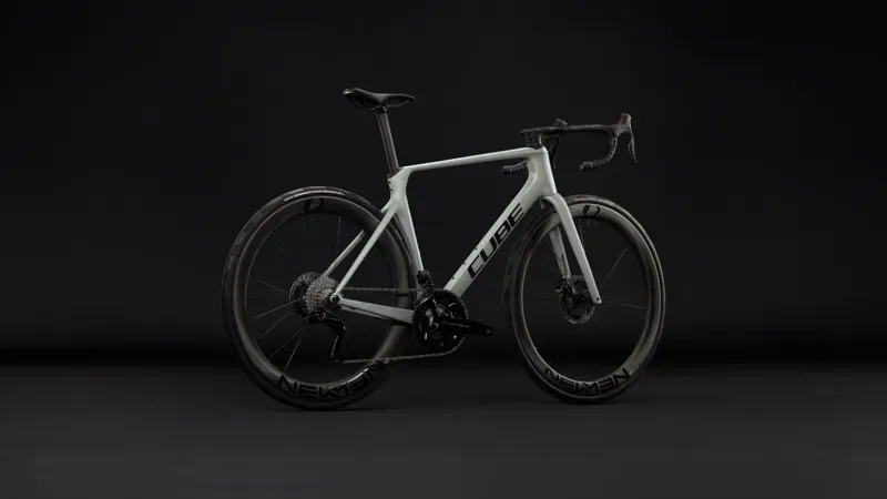 Cube Agree C:62 SLT Di2 Road Bike in Stormy Opal/Black-2