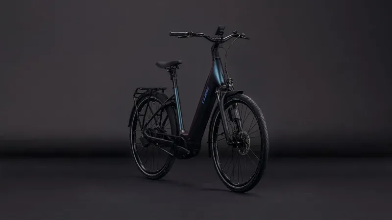 Cube Supreme Hybrid Deluxe SLT 600 eHybrid Bike in Metal Blue/Reflex-1