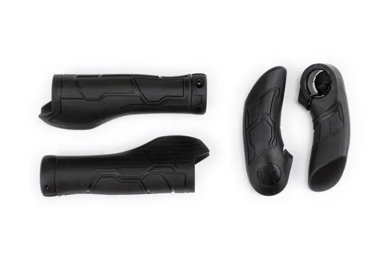  Cube Natural Fit Grips All Terrain Medium Bar Ends in Black-1