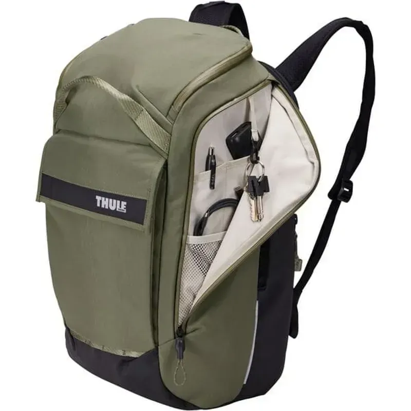 Thule Paramount 26l Commuter Backpack in Soft Green-4