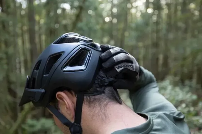 Lazer Jackal KinetiCore Helmet in Desert-4